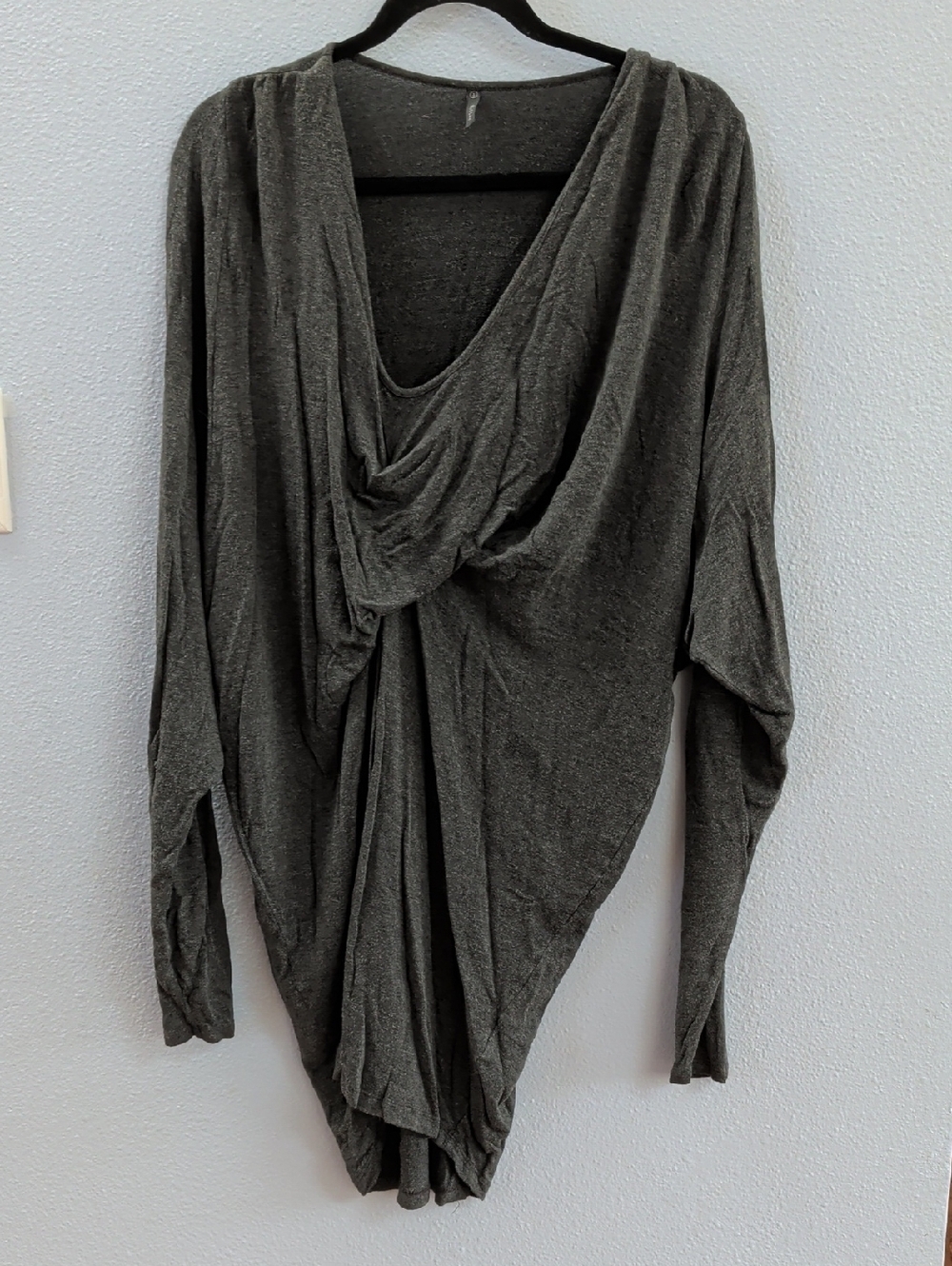 Riller Gathered Ruched Draped Long Sleeve Tunic Top in Charcoal